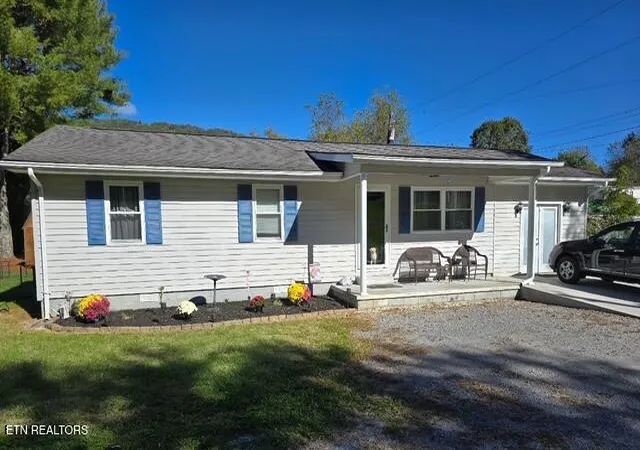 2nd image of 5829 Dr Thomas Walker Rd, Rose Hill, VA 24281 | MLS# 1349196