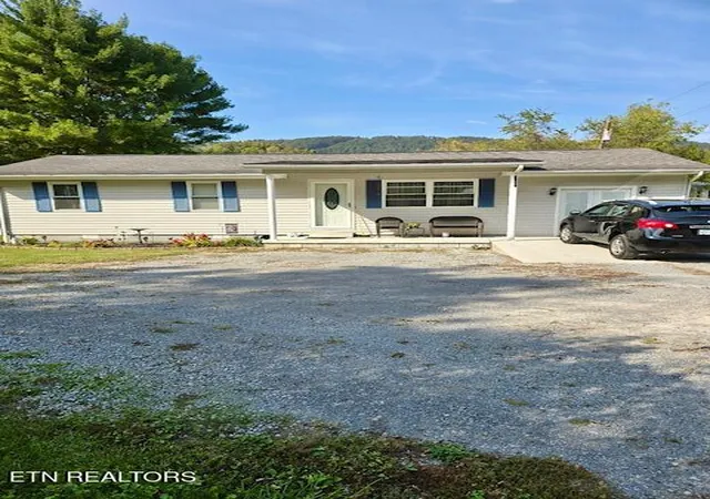 image of 5829 Dr Thomas Walker Rd, Rose Hill, VA 24281 | MLS# 1349196