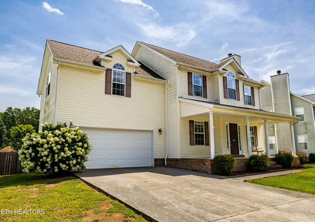 1st image of 824 Mackenzie Dr, Maryville, TN 37804 | MLS# 1349262