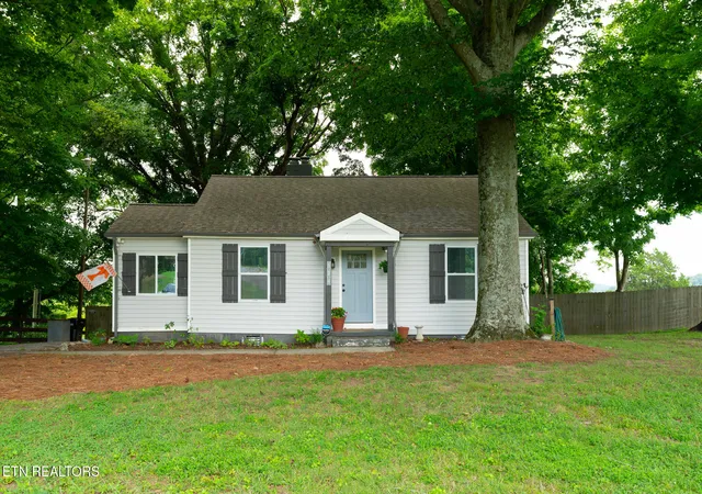 1st image of 504 Sinking Springs Rd, Clinton, TN 37716 | MLS# 1350157