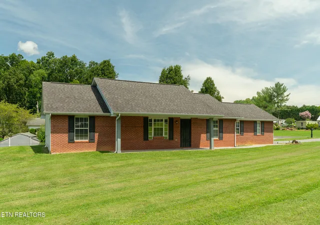 1st image of 106 Mcdowell Ln, Seymour, TN 37865 | MLS# 1349244