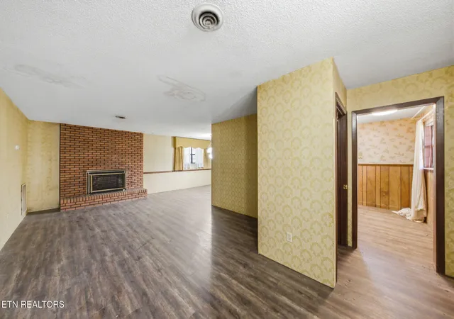 Photo 2 of Single family home for sale at 4009 Hitching Post Rd, Pigeon Forge, TN 37863 | MLS# 1349280 | Listing updated on 2026-08-31