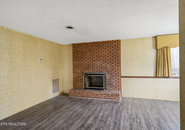 Photo 3 of Single family home for sale at 4009 Hitching Post Rd, Pigeon Forge, TN 37863 | MLS# 1349280 | Listing updated on 2026-08-31