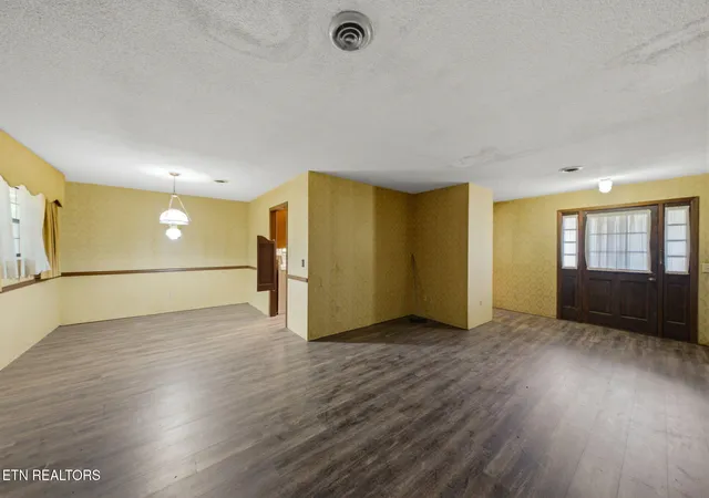 Photo 4 of Single family home for sale at 4009 Hitching Post Rd, Pigeon Forge, TN 37863 | MLS# 1349280 | Listing updated on 2026-08-31