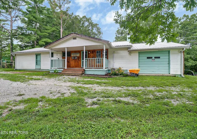 2nd image of 155 Billy Ridge Ct, Jamestown, TN 38556 | MLS# 1349282