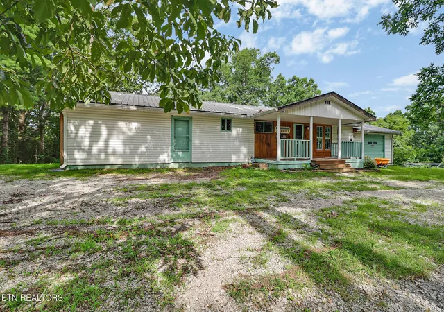 3rd image of 155 Billy Ridge Ct, Jamestown, TN 38556 | MLS# 1349282