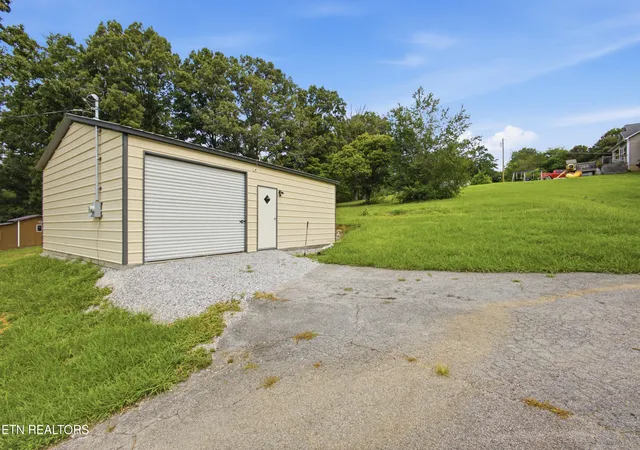 3rd image of 219 High Point Orchard Rd, Kingston, TN 37763 | MLS# 1349317
