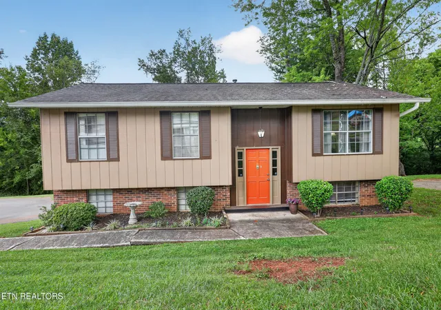1st image of 2220 Highland Rd, Maryville, TN 37801 | MLS# 1350756