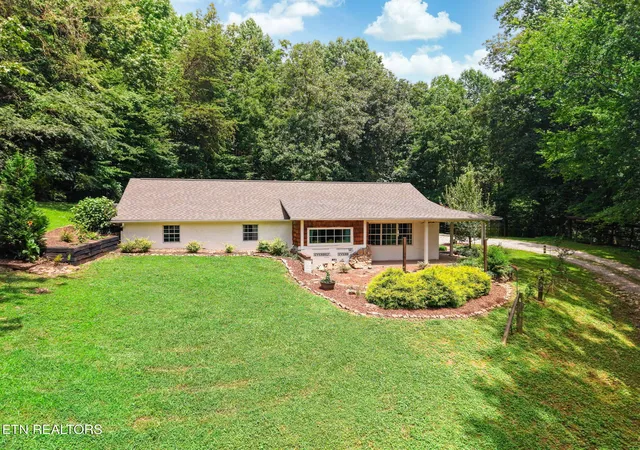 2nd image of 3708 Roberts Rd, Corryton, TN 37721 | MLS# 1349442