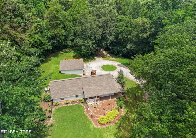 35th image of 3708 Roberts Rd, Corryton, TN 37721 | MLS# 1349442