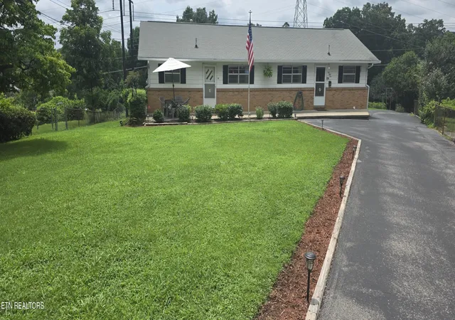1st image of 154 Warrior Cir, Oak Ridge, TN 37830 | MLS# 1349307