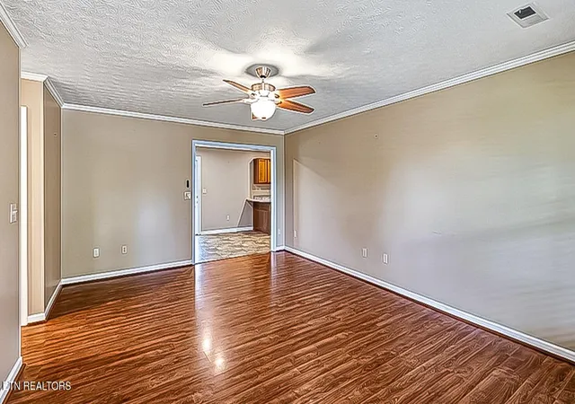 2nd image of 2130 Tuscany Gardens Dr, Powell, TN 37849 | MLS# 1349382