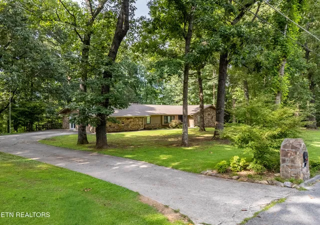 2nd image of 167 Rendezvous Rd, Rockwood, TN 37854 | MLS# 1349669