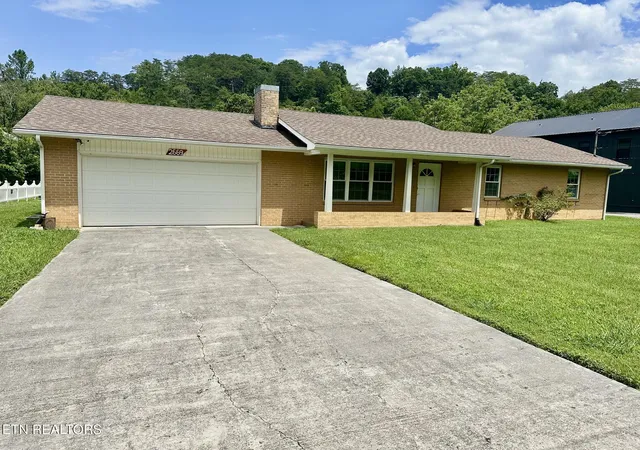 Photo 1 of Single family home for sale at 2669 High Valley Dr, Pigeon Forge, TN 37863 | MLS# 1349311 | Listing updated on 2026-07-23