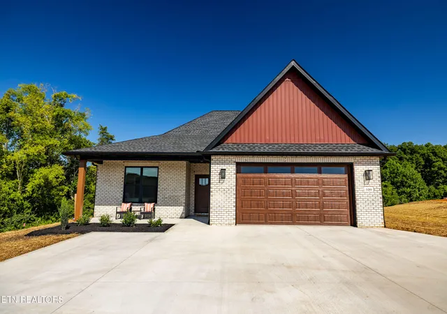 Photo 1 of Single family home for sale at 109 Burrstone Way, Maryville, TN 37803 | MLS# 1350361 | Listing updated on 2026-09-14