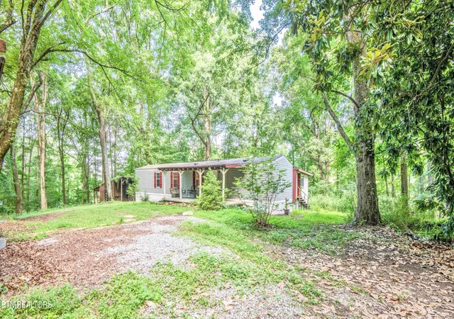 2nd image of 3690 Loudon Ridge Rd, Lenoir City, TN 37771 | MLS# 1349316