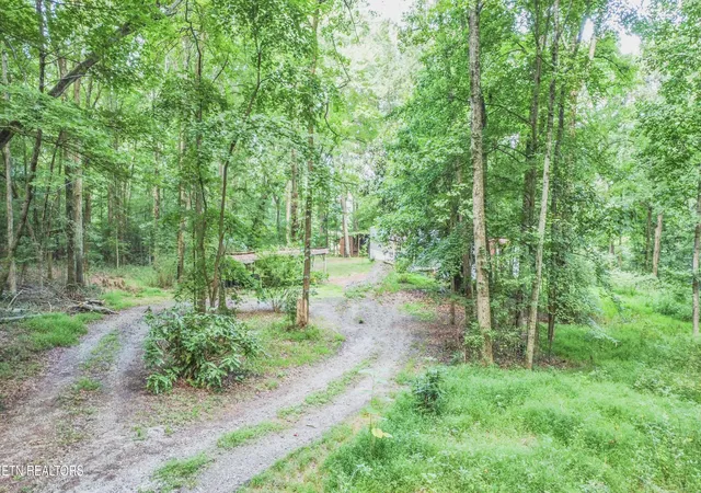 Photo 3 of Single family home for sale at 3690 Loudon Ridge Rd, Lenoir City, TN 37771 | MLS# 1349316 | Listing updated on 2026-09-03
