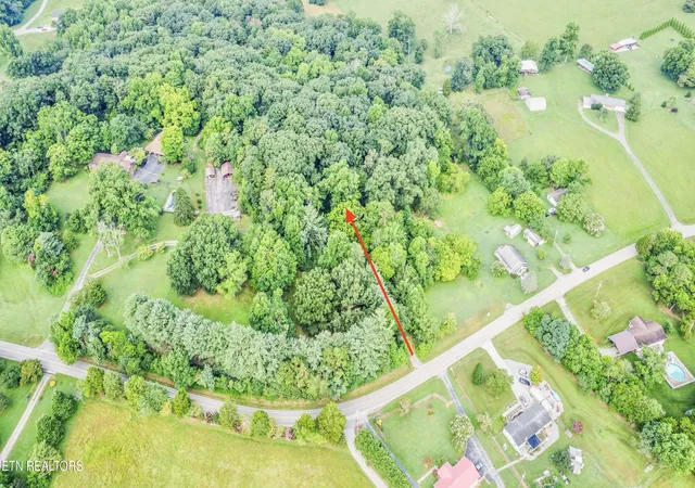 Photo 4 of Single family home for sale at 3690 Loudon Ridge Rd, Lenoir City, TN 37771 | MLS# 1349316 | Listing updated on 2026-09-03