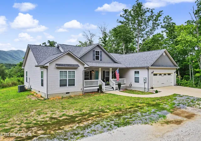 Photo 3 of Single family home for sale at 4478 Bruce Ogle Way, Pigeon Forge, TN 37863 | MLS# 1349546 | Listing updated on 2026-08-24