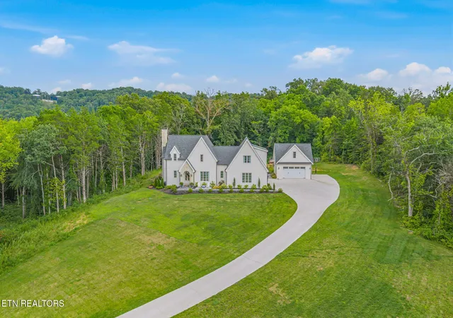 2nd image of 1338 Mountain Rd, Clinton, TN 37716 | MLS# 1349343