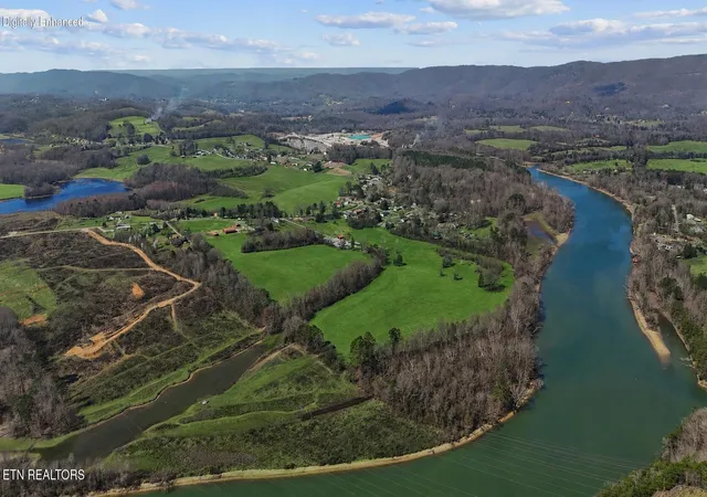 17th image of 2718 Ac Swan Pond Circle Rd, Harriman, TN 37748 | MLS# 1349340