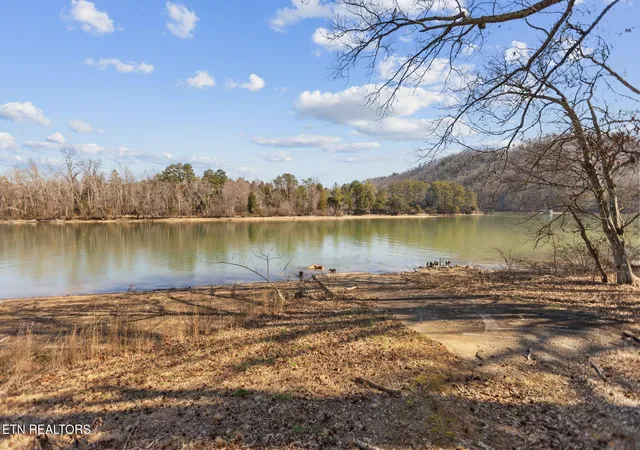 2nd image of 2718 Ac Swan Pond Circle Rd, Harriman, TN 37748 | MLS# 1349340
