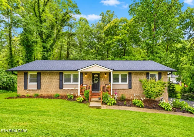 1st image of 149 Greystone Dr, Oak Ridge, TN 37830 | MLS# 1349489