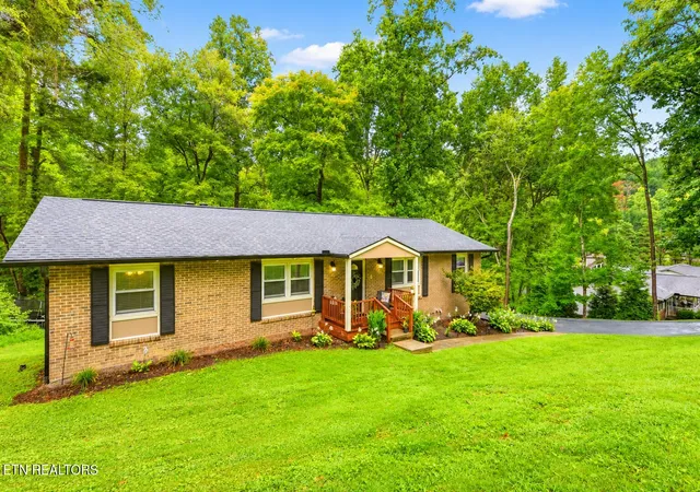 2nd image of 149 Greystone Dr, Oak Ridge, TN 37830 | MLS# 1349489