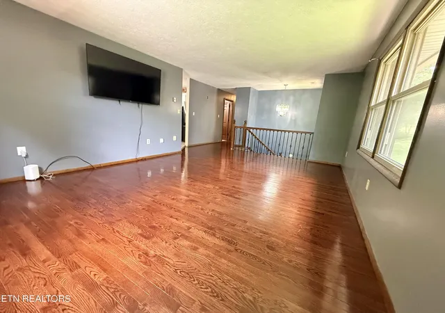 4th image of 285 Noahs Ridge Rd, Pennington Gap, VA 24277 | MLS# 1349361