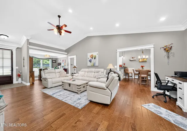 Photo 4 of Sale Pending at 359 Hillendale Acres Ln, Crossville, TN 38572 | MLS# 1349403 | Listing updated on 2026-08-31