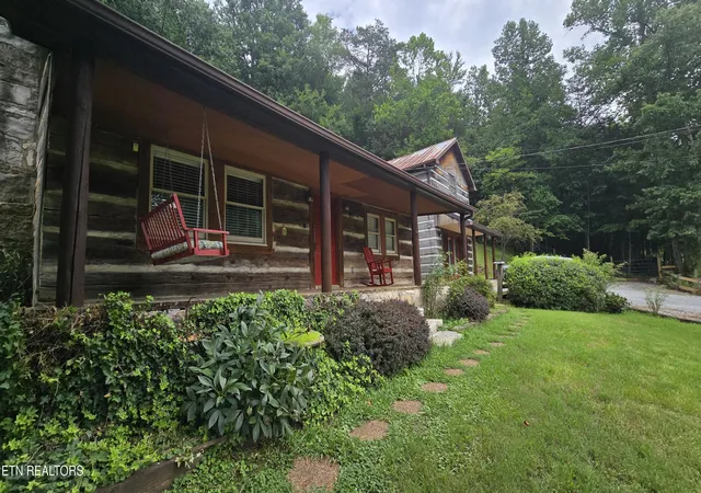 Photo 3 of Single family home for sale at 5494 Lone Mountain Rd, New Tazewell, TN 37825 | MLS# 1349399 | Listing updated on 2026-10-08