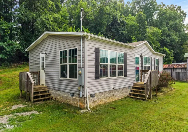 Photo 2 of Single family home for sale at 2236 Buttermilk Rd, Lenoir City, TN 37771 | MLS# 1349727 | Listing updated on 2026-09-14