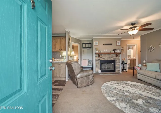 Photo 4 of Sale Pending at 2236 Buttermilk Rd, Lenoir City, TN 37771 | MLS# 1349727 | Listing updated on 2026-10-06
