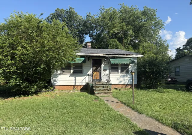 1st image of 141 W Fulton St, Alcoa, TN 37701 | MLS# 1349502