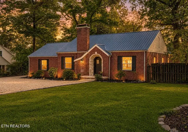 Photo 1 of Single family home for sale at 5705 Chapman Hwy, Knoxville, TN 37920 | MLS# 1349650 | Listing updated on 2026-09-07