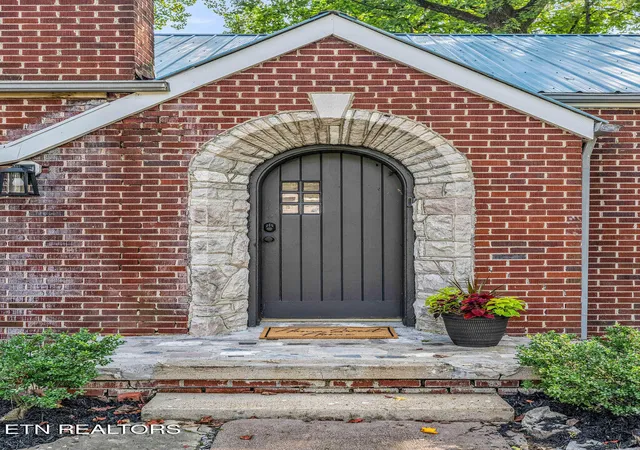 Photo 3 of Single family home for sale at 5705 Chapman Hwy, Knoxville, TN 37920 | MLS# 1349650 | Listing updated on 2026-09-07