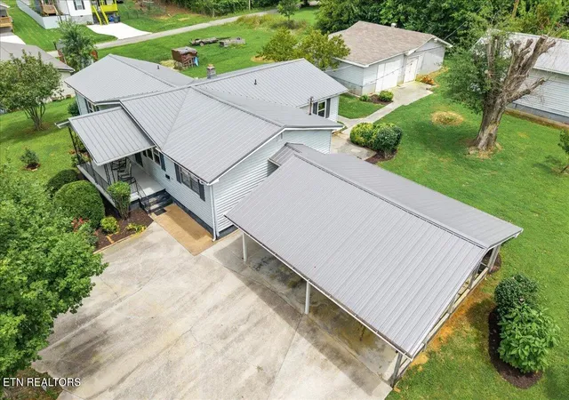 3rd image of 107 Georgia Ave, Etowah, TN 37331 | MLS# 1350839