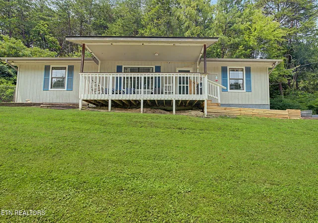 2nd image of 524 Pine Mountain Rd, Pigeon Forge, TN 37863 | MLS# 1350168