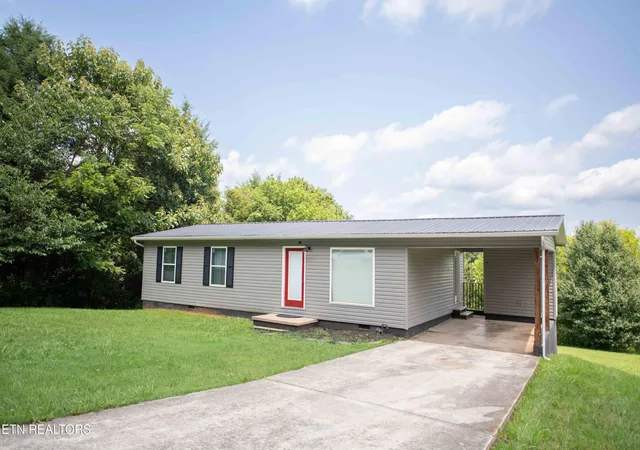 2nd image of 1045 Monroe Cir, Madisonville, TN 37354 | MLS# 1350023