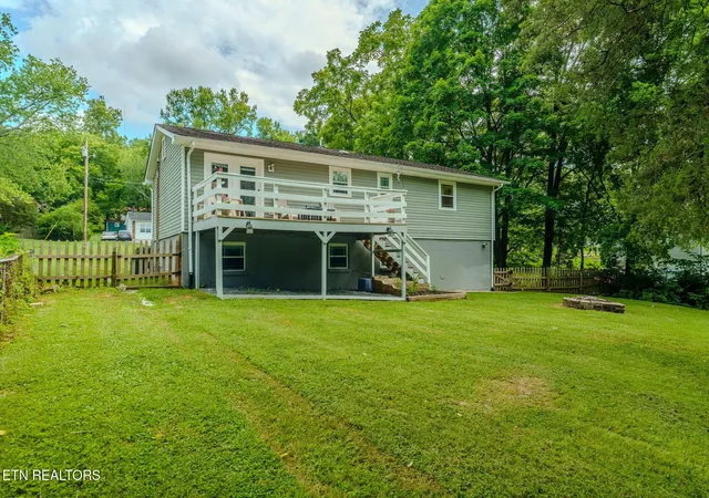 Photo 3 of Single family home for sale at 10809 Ashford Dr, Knoxville, TN 37934 | MLS# 1349871 | Listing updated on 2026-09-14
