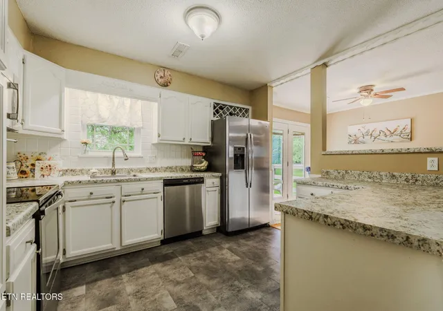 Photo 4 of Single family home for sale at 10809 Ashford Dr, Knoxville, TN 37934 | MLS# 1349871 | Listing updated on 2026-09-14
