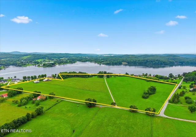 2nd image of 112 Walden Ln, Harriman, TN 37748 | MLS# 1349483
