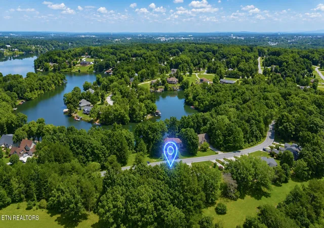 2nd image of 490 River Bend Dr, Crossville, TN 38555 | MLS# 1349486