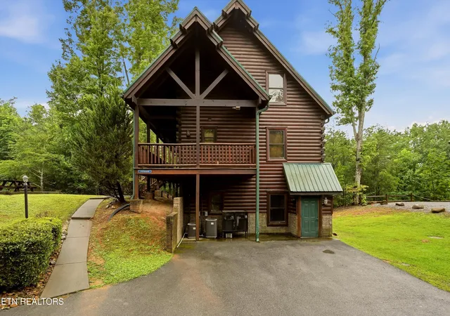2nd image of 1742 Elk Springs Wy, Gatlinburg, TN 37738 | MLS# 1349560