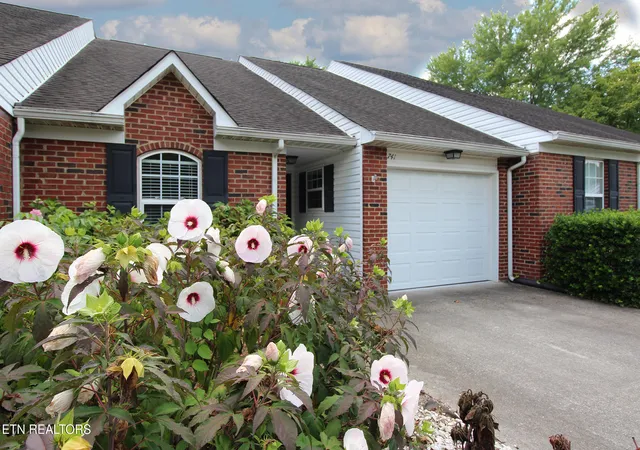 3rd image of 741 Harbor Wy, Farragut, TN 37934 | MLS# 1349519