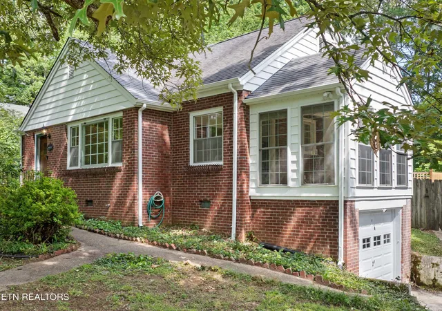 Photo 2 of Single family home for sale at 4300 Fulton Dr, Knoxville, TN 37918 | MLS# 1349958 | Listing updated on 2026-08-17