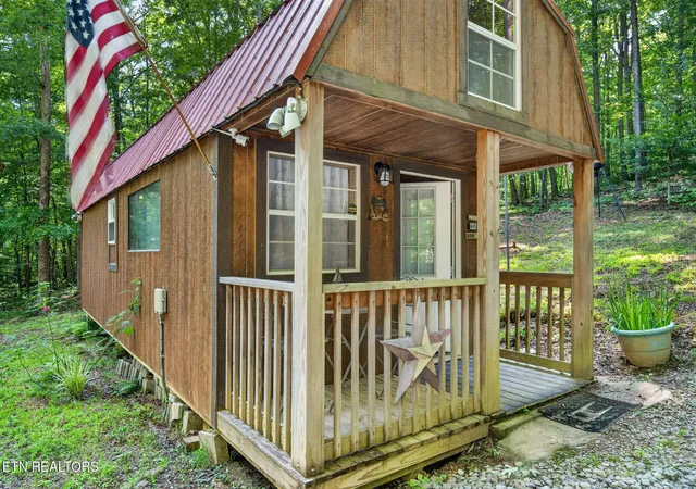 35th image of 4207 Chapel Hill Rd, Crawford, TN 38554 | MLS# 1349526