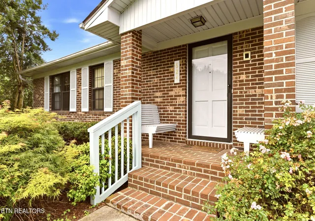 4th image of 624 Greenwood Dr, Clinton, TN 37716 | MLS# 1349545