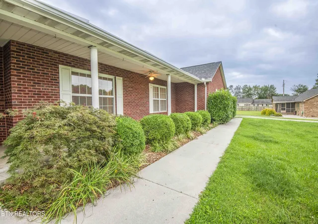 4th image of 2820 Gray Hendrix Rd, Knoxville, TN 37931 | MLS# 1349568