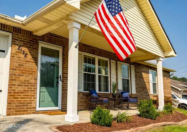 Photo 2 of Single family home for sale at 8138 Marsala Ln, Knoxville, TN 37938 | MLS# 1349809 | Listing updated on 2026-08-20